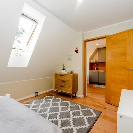 Cozy Paernu Apartment, Near The Beach With Nice Garden פארנו