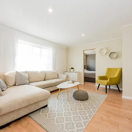 Cozy Paernu Apartment, Near The Beach With Nice Garden דירה *